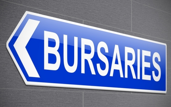 Bursary applications with companies like Sasol, Shoprite &amp; Deloitte now open